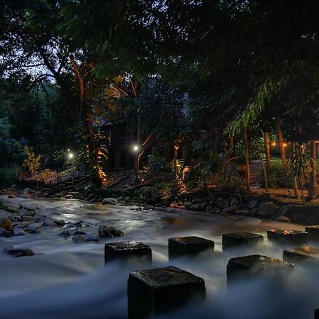 Chaiyo Vana Chiang Mai Exterior photo